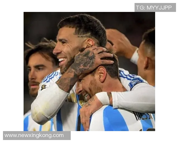 斯卡洛尼谈帕斯与马斯坦托诺的共存潜力与阿根廷足球未来发展 斯卡洛尼谈帕斯与马斯坦托诺的共存潜力与阿根廷足球未来发展