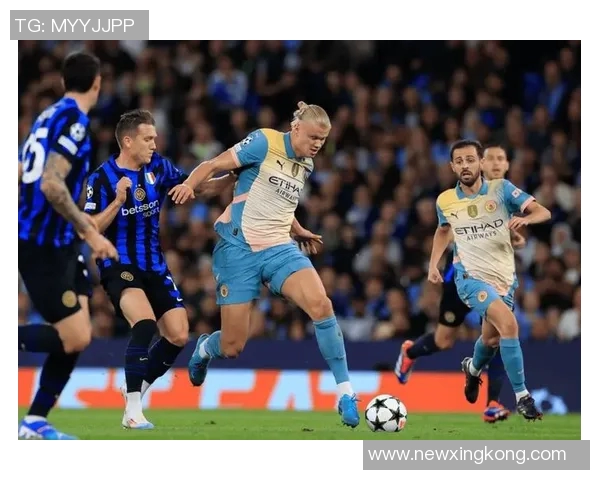 曼城球员哈兰德迪亚斯携手探访儿童医院捐赠超1300份温暖礼物